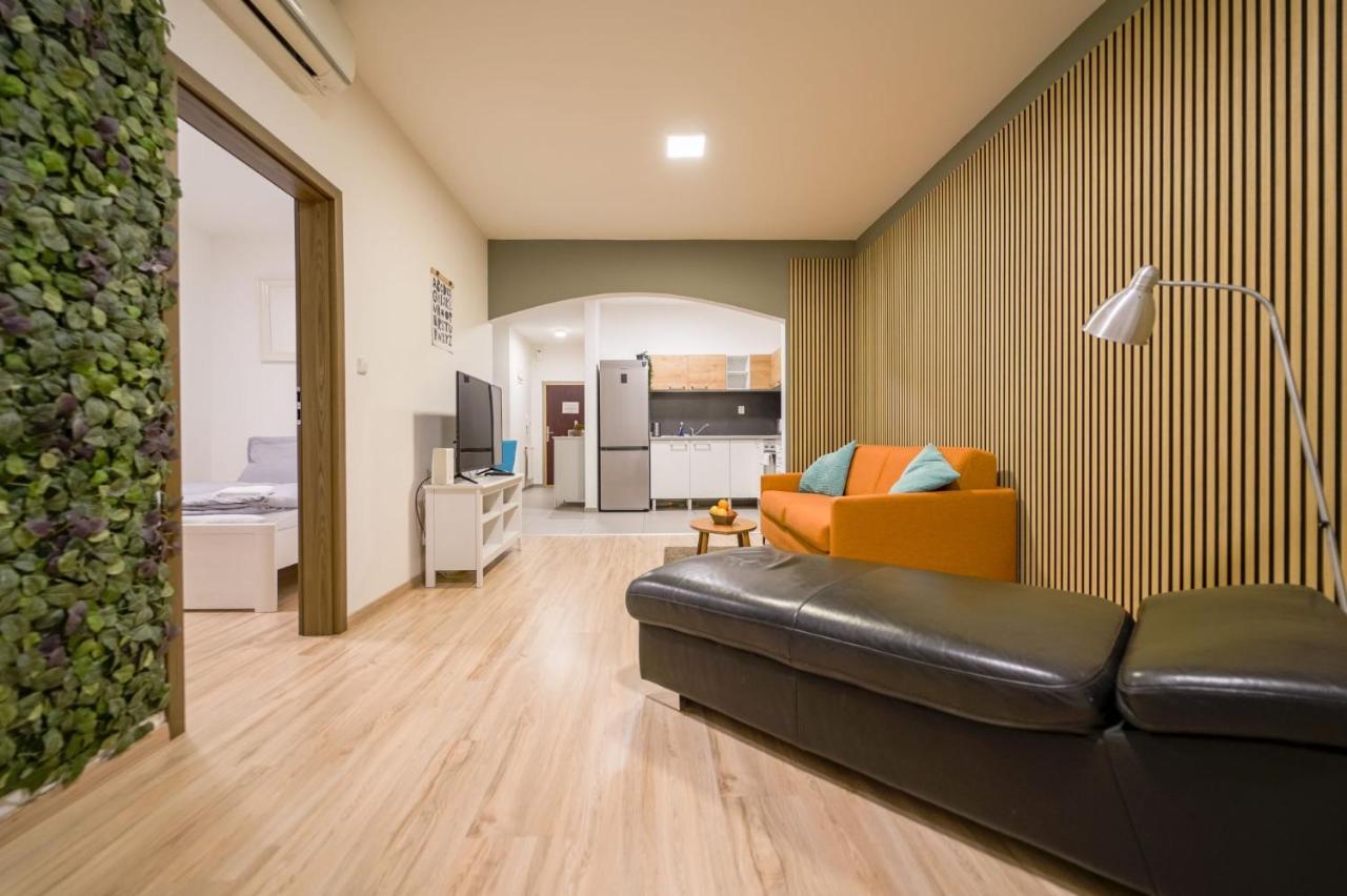 Vesna Convenient Apartment براتسيلافا المظهر الخارجي الصورة